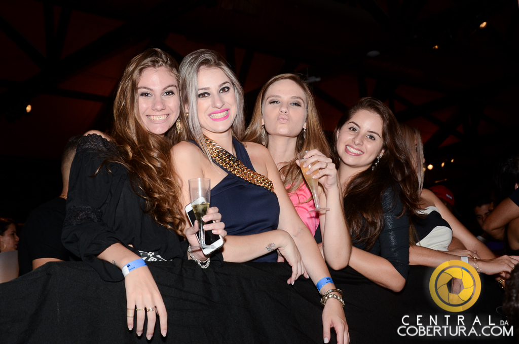 Muita diversão na Villa Country ( Quinta 25 )