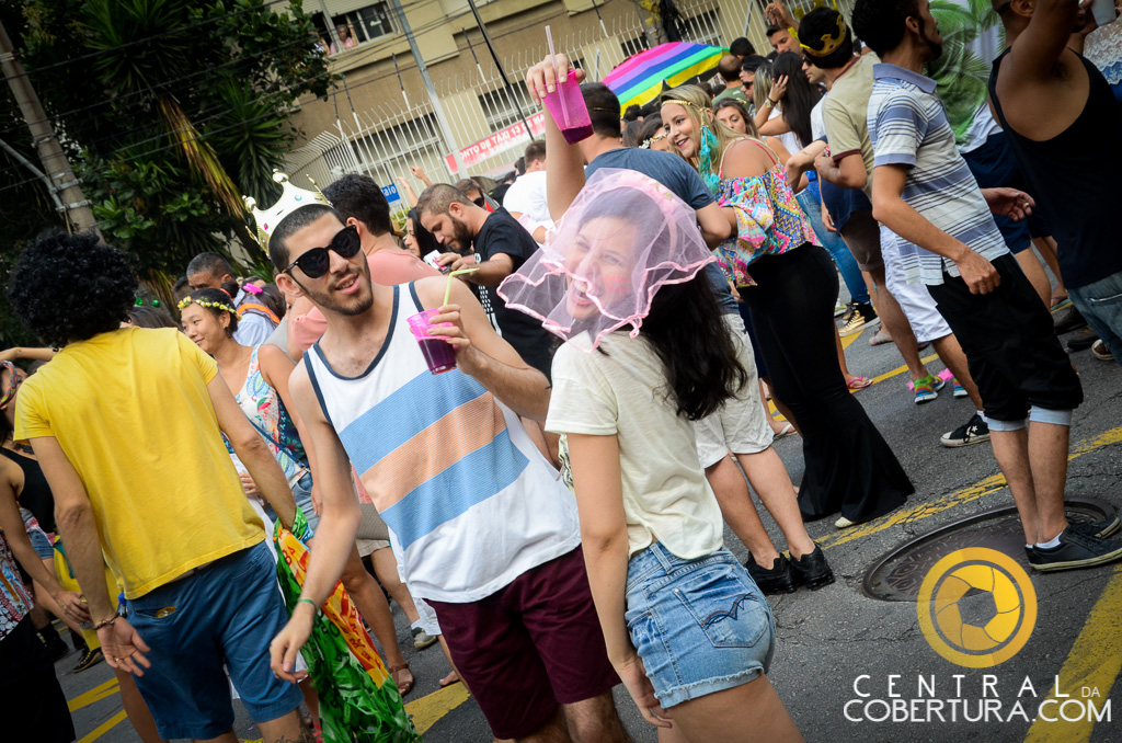 Bloco Agrada Gregos 2016