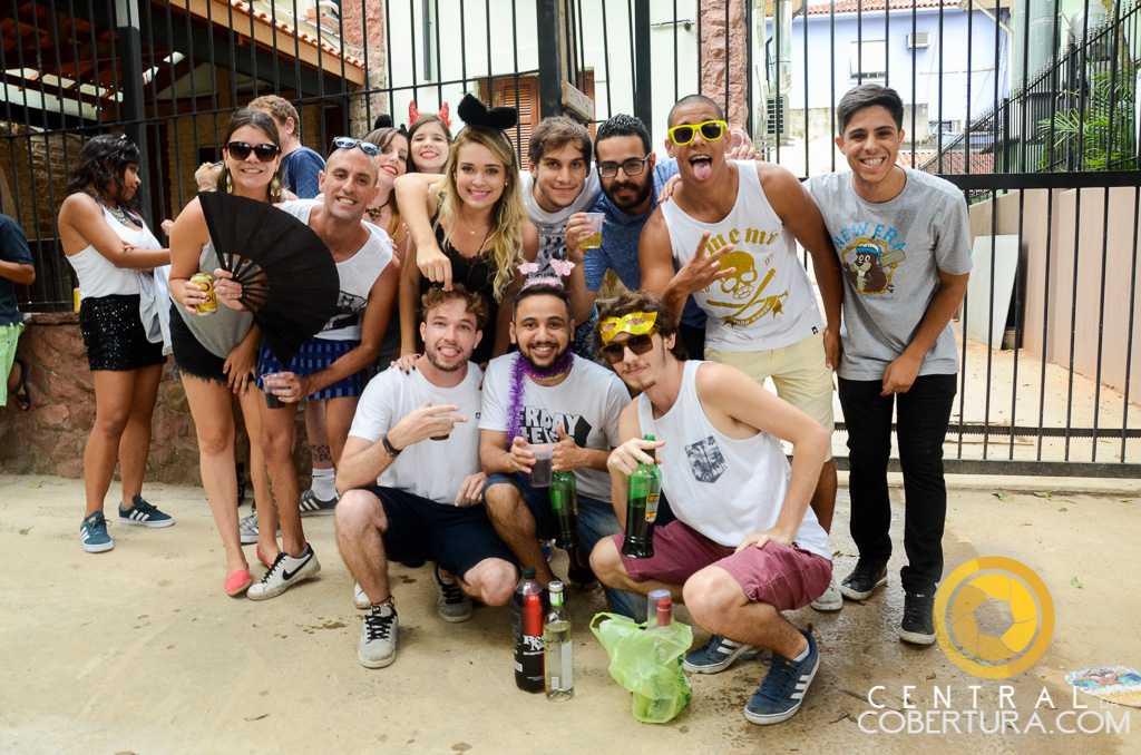 Bloco Agrada Gregos 2016