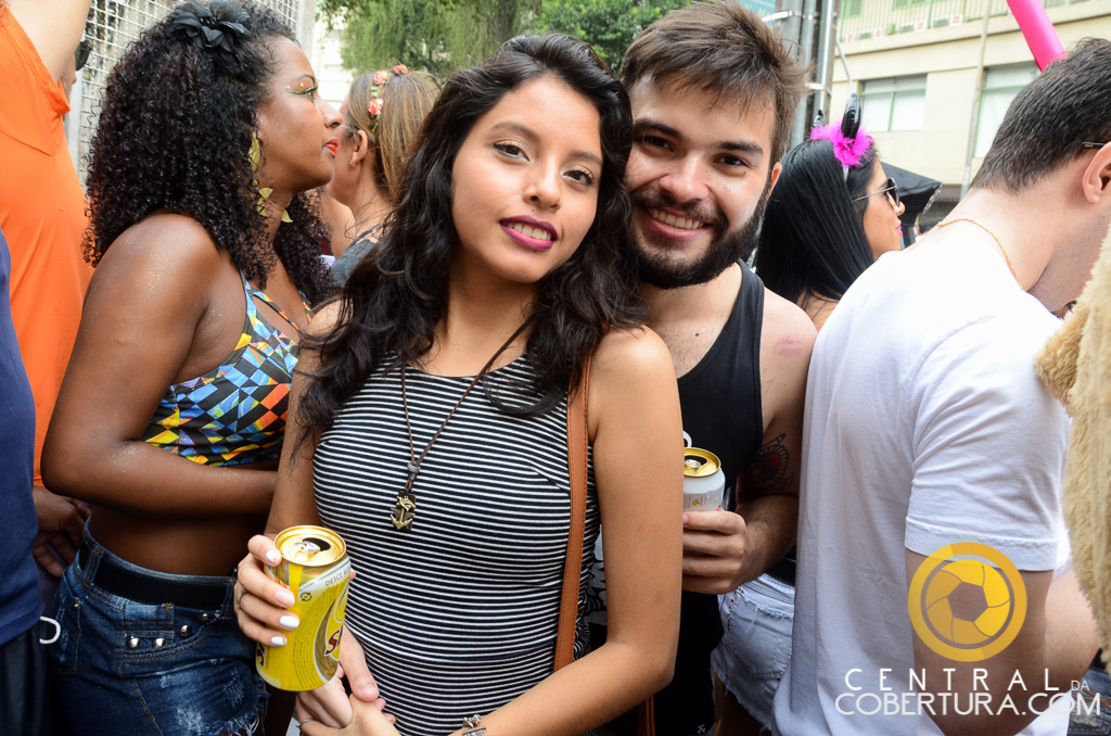 Bloco Agrada Gregos 2016