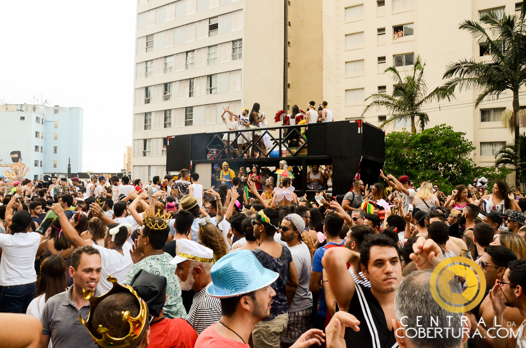 Bloco Agrada Gregos 2016