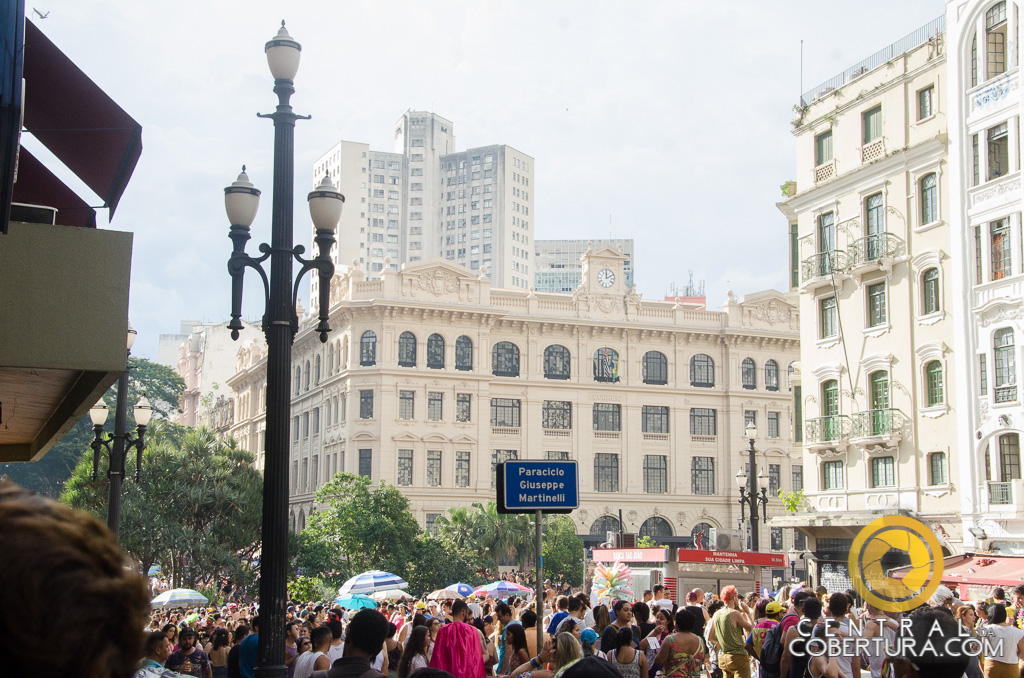 Desfile do Bloco Domingo Ela Não Vai - 2017