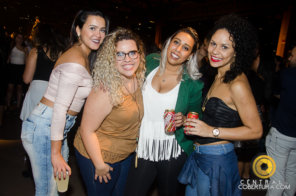 Festival sertanejo com Munhoz & Mariano e Paula Mattos