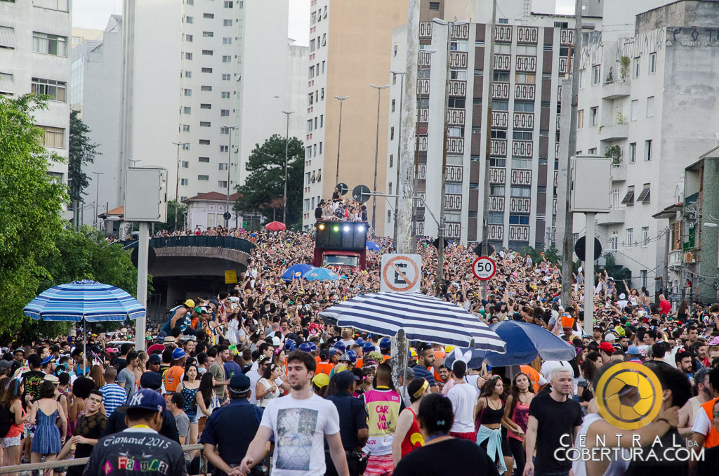 Bloco Agrada Gregos