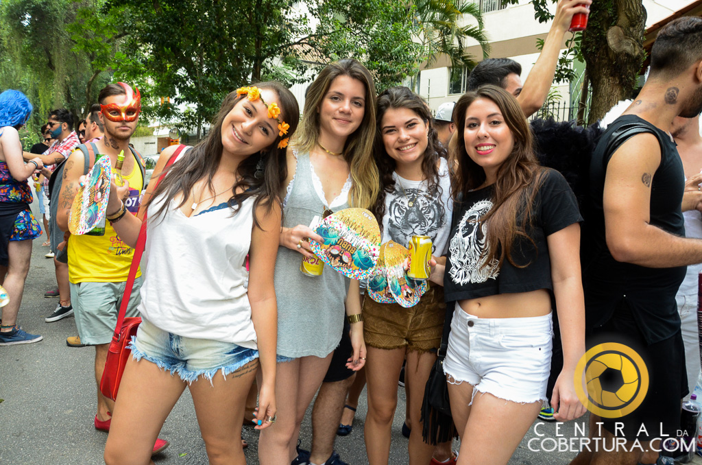 Bloco Agrada Gregos 2016