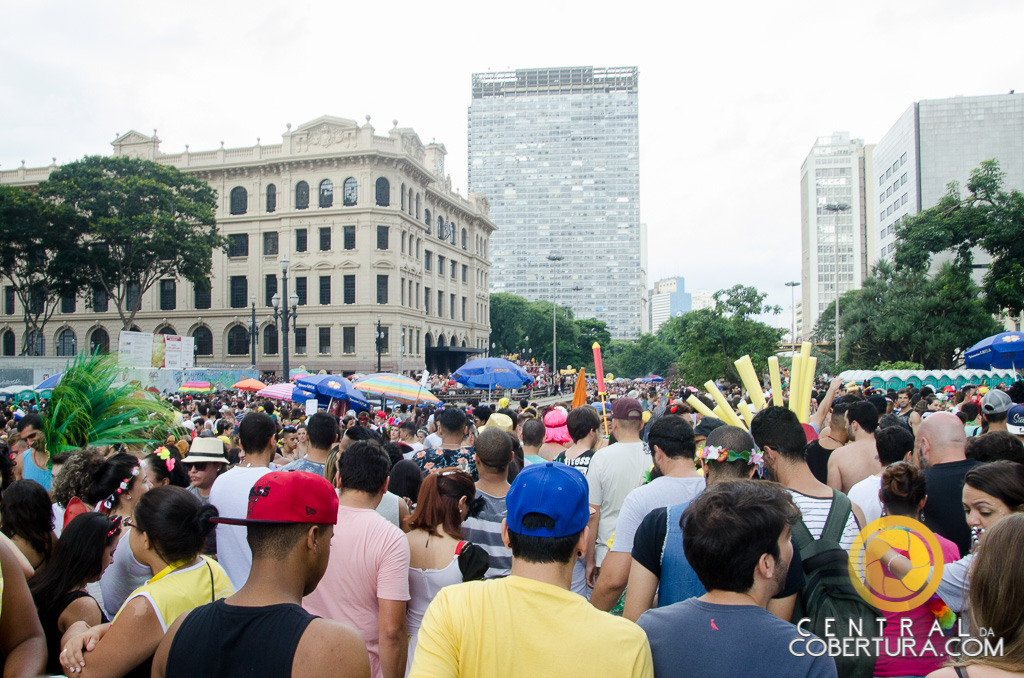 Desfile do Bloco Domingo Ela Não Vai - 2017