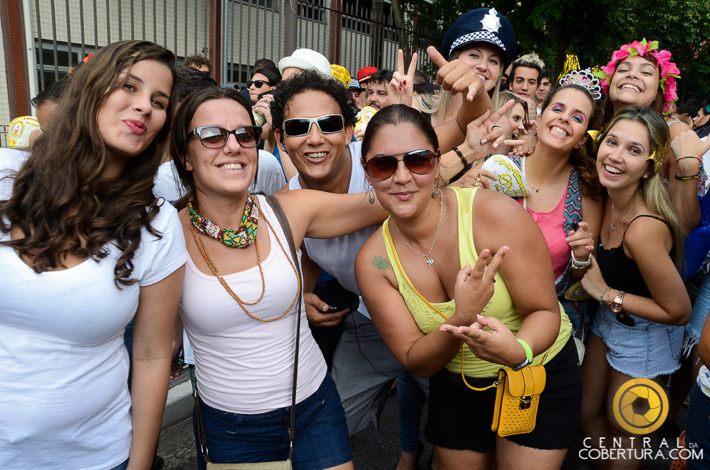 Bloco Pequeno Burguês 2015