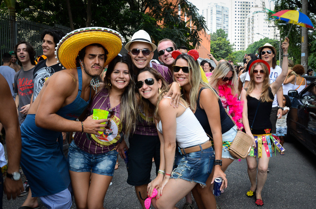 Bloco Pequeno Burguês 2015