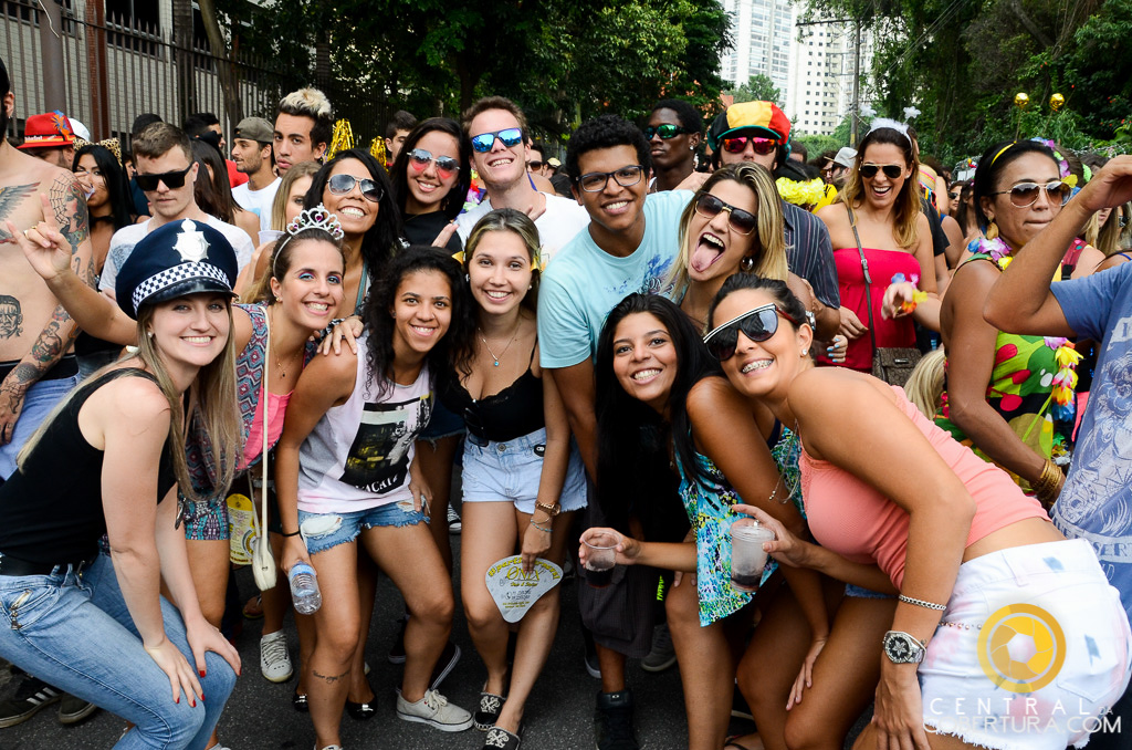 Bloco Pequeno Burguês 2015