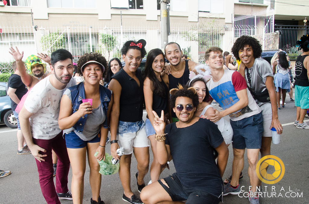 Bloco Agrada Gregos